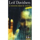 L'ennemi Dans Le Miroir - Leif Davidsen