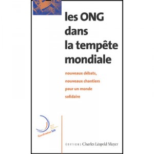 Les Ong Dans La Tempete Mondiale - Collectif