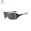 Oakley Liv