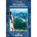 Walks And Climbs In The Pyrenees - K.reynolds
