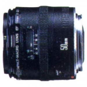 Canon EF 50mm f/2.5 Compact Macro Objectif