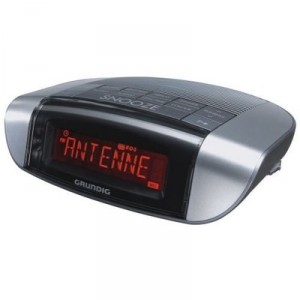 Clock radio Grundig 660