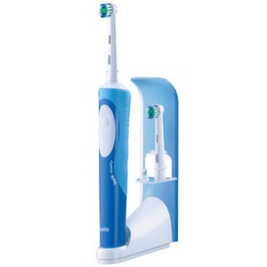 Braun Brosse à Dents Oral B Vitality Precision Clean D12523