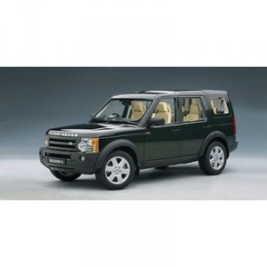 Autoart - 74803 - Miniature Vehicle - Land Rover Discovery III - Green - Scale 1 / 18