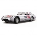 BBurago - 12054 - Voiture sans pile - Reproduction - Mercedes Benz 300 Slr M.M. - échelle 1/18