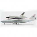 Daron Worldwide Trading Herpa - 515290 - NASA Shuttle Orbiter "Discovery" + B747-SCA (Import Allemagne)