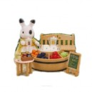 Flair - Sylvanian Families - Figurine Betty Blackberry Figure et bar à jus (Import Grande Bretagne)