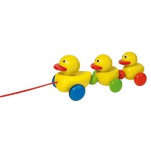 Goki - 54945 - Eveil - Famille Canards à Tirer en Bois