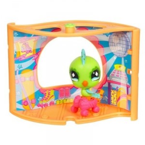 Hasbro - 667941480 - Littlest Petshop - Poupée - Les Mini Univers Petshop - Ours Polaire chez le Gla...