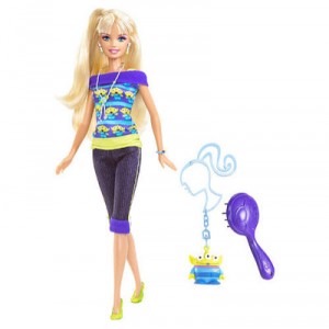 Mattel Disney R9297 Toy Story 3 Barbie loves Aliens