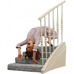 Neca - Cult Classics série 7 - Figurine The Exorcist Regan on Stairs (Neca, Figurines)