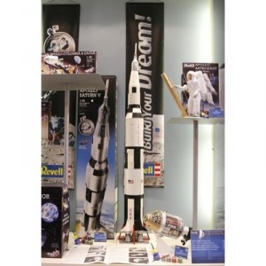 Revell - 04805 - Maquette - Apollo: Saturn V