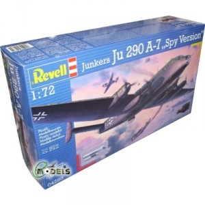 Revell - 4285 - Maquette Classique à Peindre et à Coller - Junkers Ju 290 A-7 "Spy Version"